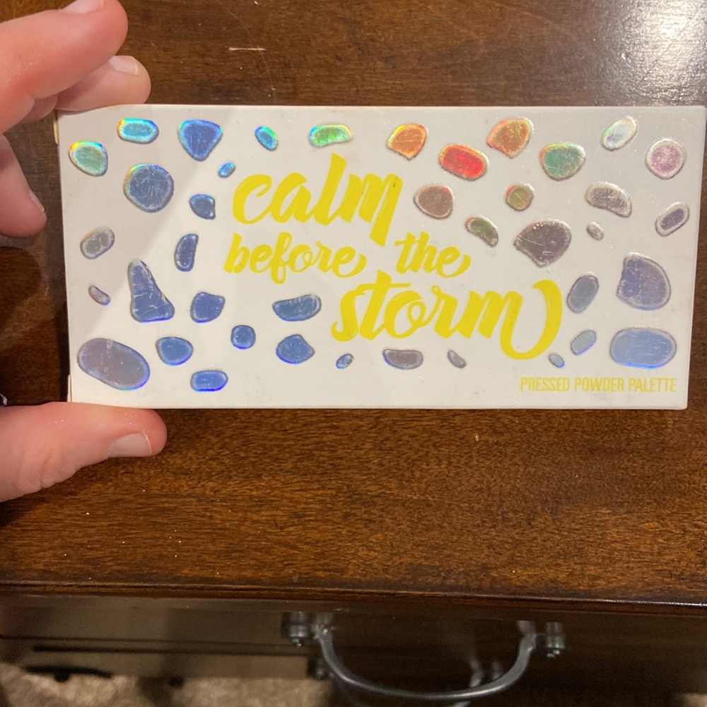 Kylie Cosmetics Calm of the Storm Palette